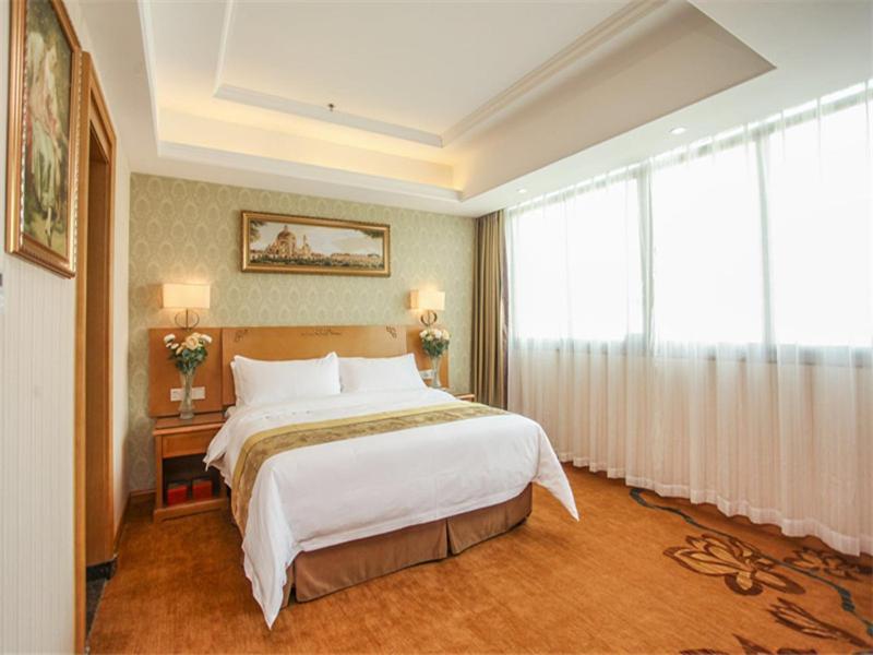 Vienna Hotel Fuzhou Linchuan Avenue Екстер'єр фото